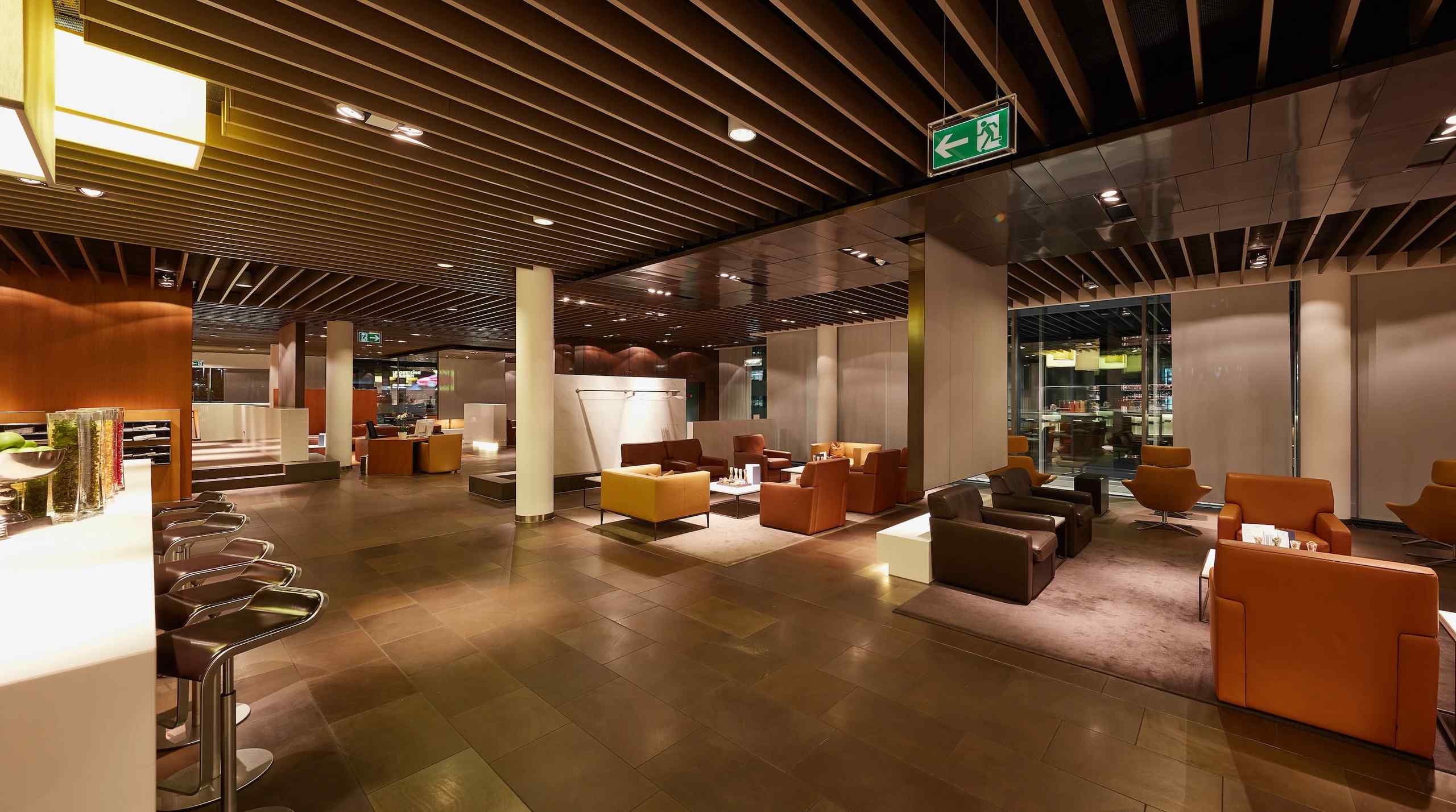 Lufthansa First Class Terminal, Frankfurt copy.jpg